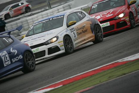 Maiken Rasmussen i Volkswagen Scirocco R Cup på Nürburgring.
